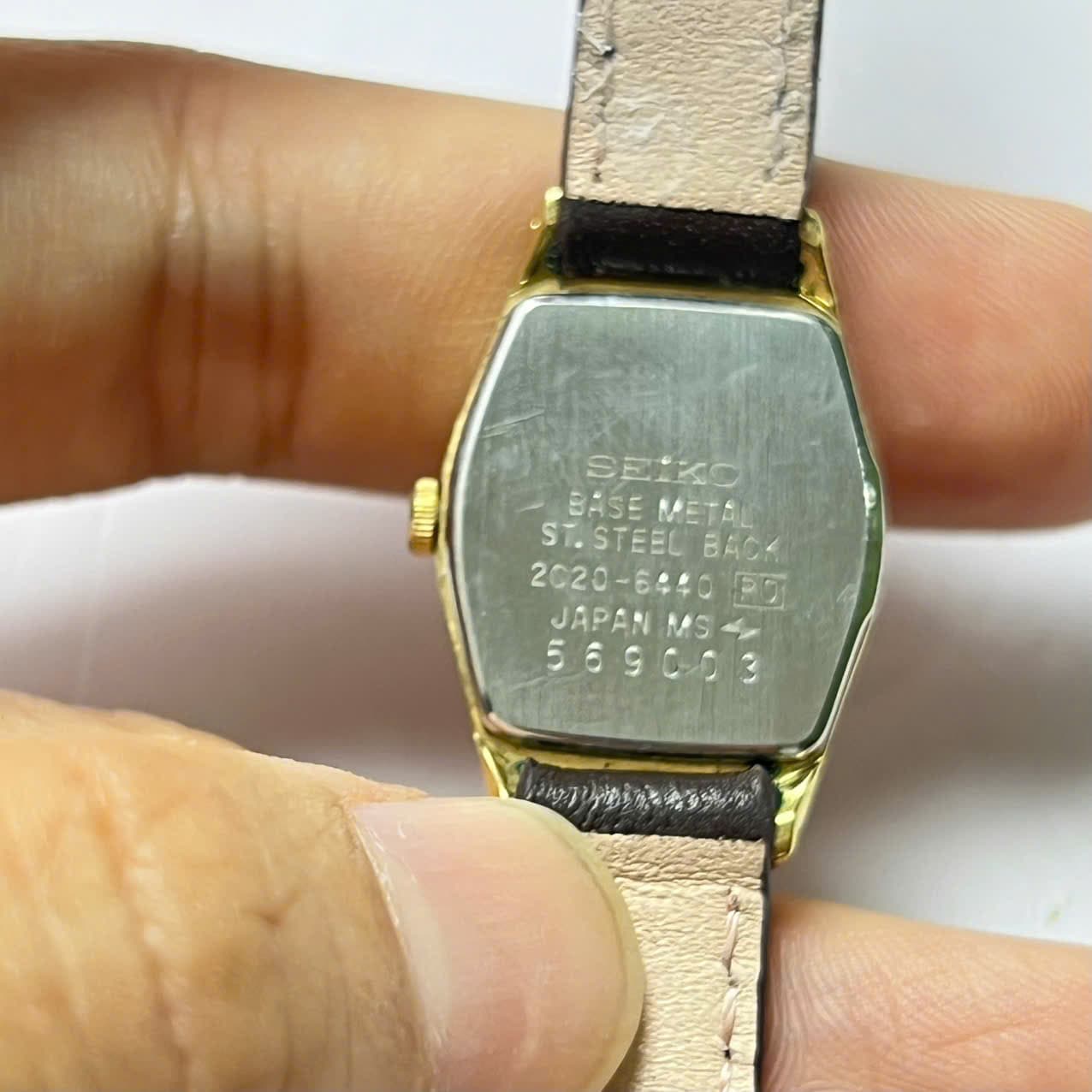 Đồng hồ nữ Seiko vintage mặt champagne cổ điển size nhỏ thanh lịch, độ mới cao