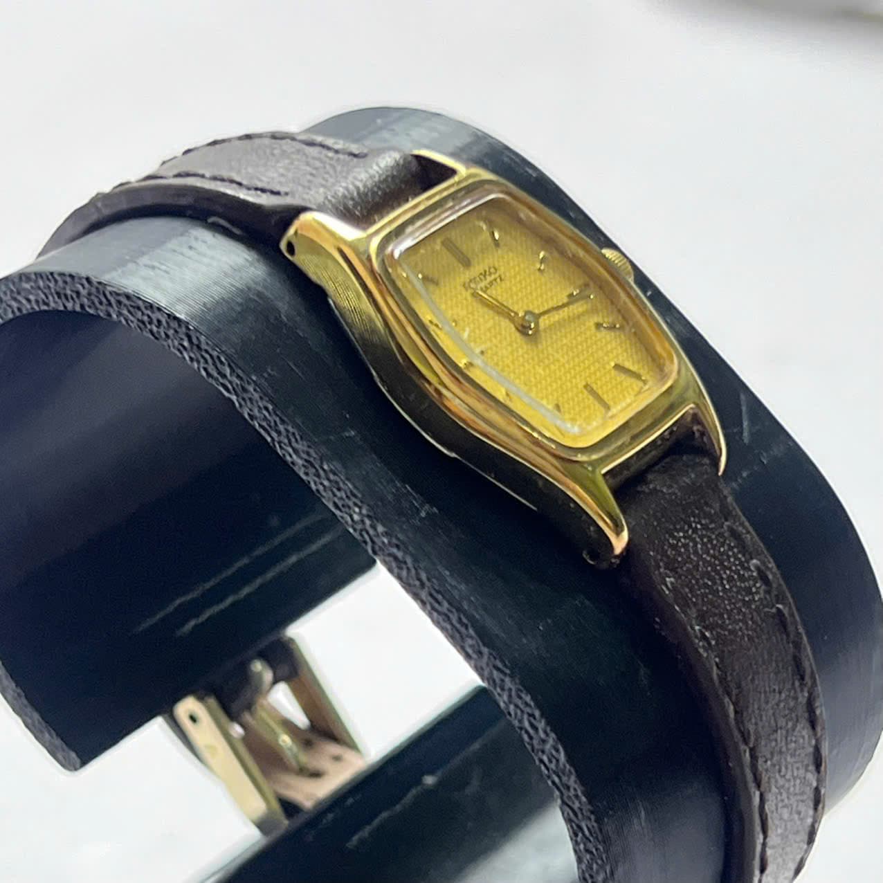 Đồng hồ nữ Seiko vintage mặt champagne cổ điển size nhỏ thanh lịch, độ mới cao