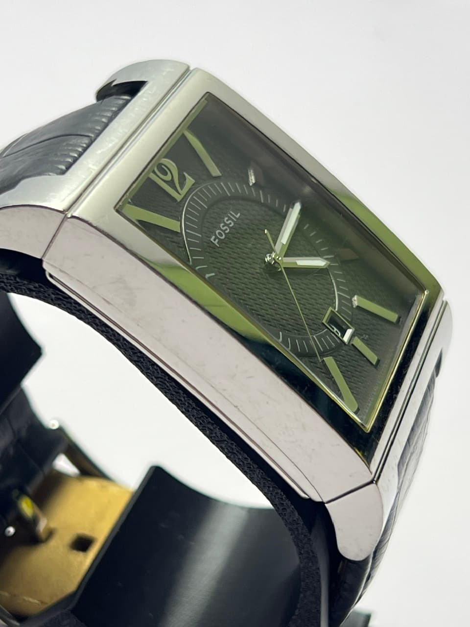 Đồng hồ Enicar Quartz mặt vuông mạ vàng có lịch ngày, máy thụy, phong cách cổ điển sang trọng