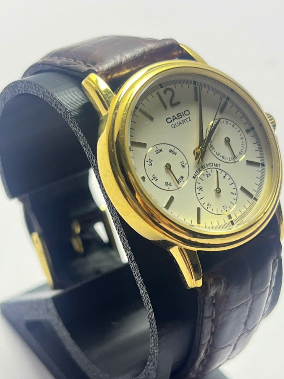 Đồng hồ nam Casio 6 kim lịch ngày thứ, máy pin, mặt trắng, dây da sang trọng, độ mới cao