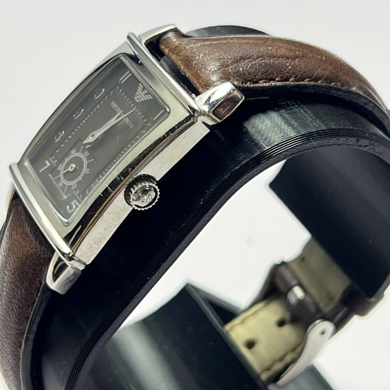 Đồng hồ Armani dáng tank, độ mới cao, đồng hồ 2hand chính hãng