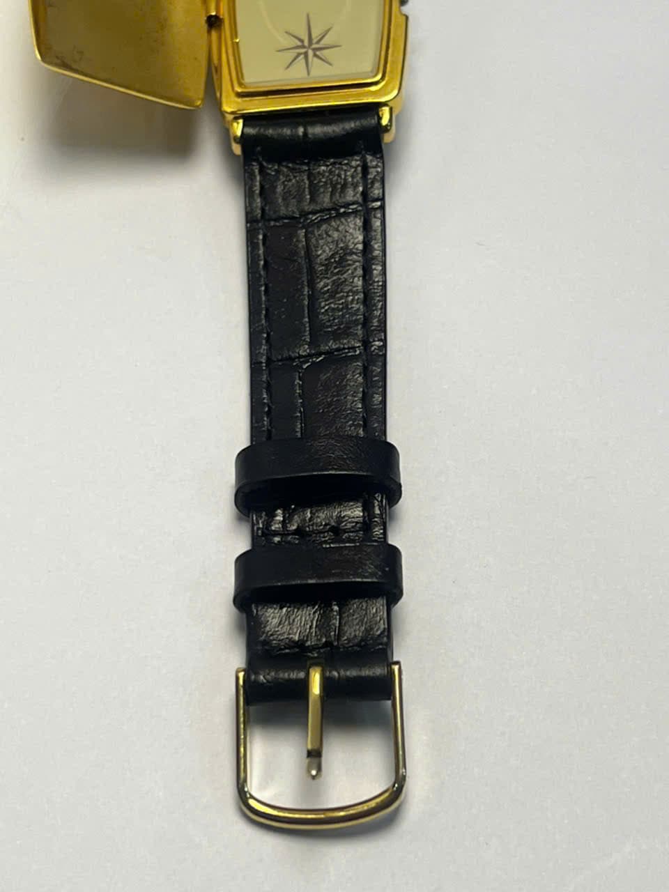 Đồng hồ nữ Junko Shimada Vintage có nắp mở độc lạ, máy pin chính hãng nhật bản, độ mới cao