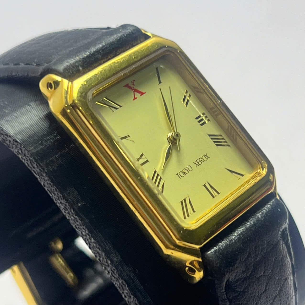 Đồng hồ quartz tokyo xerox mặt chữ nhật dây da vintage nhật chính hãng