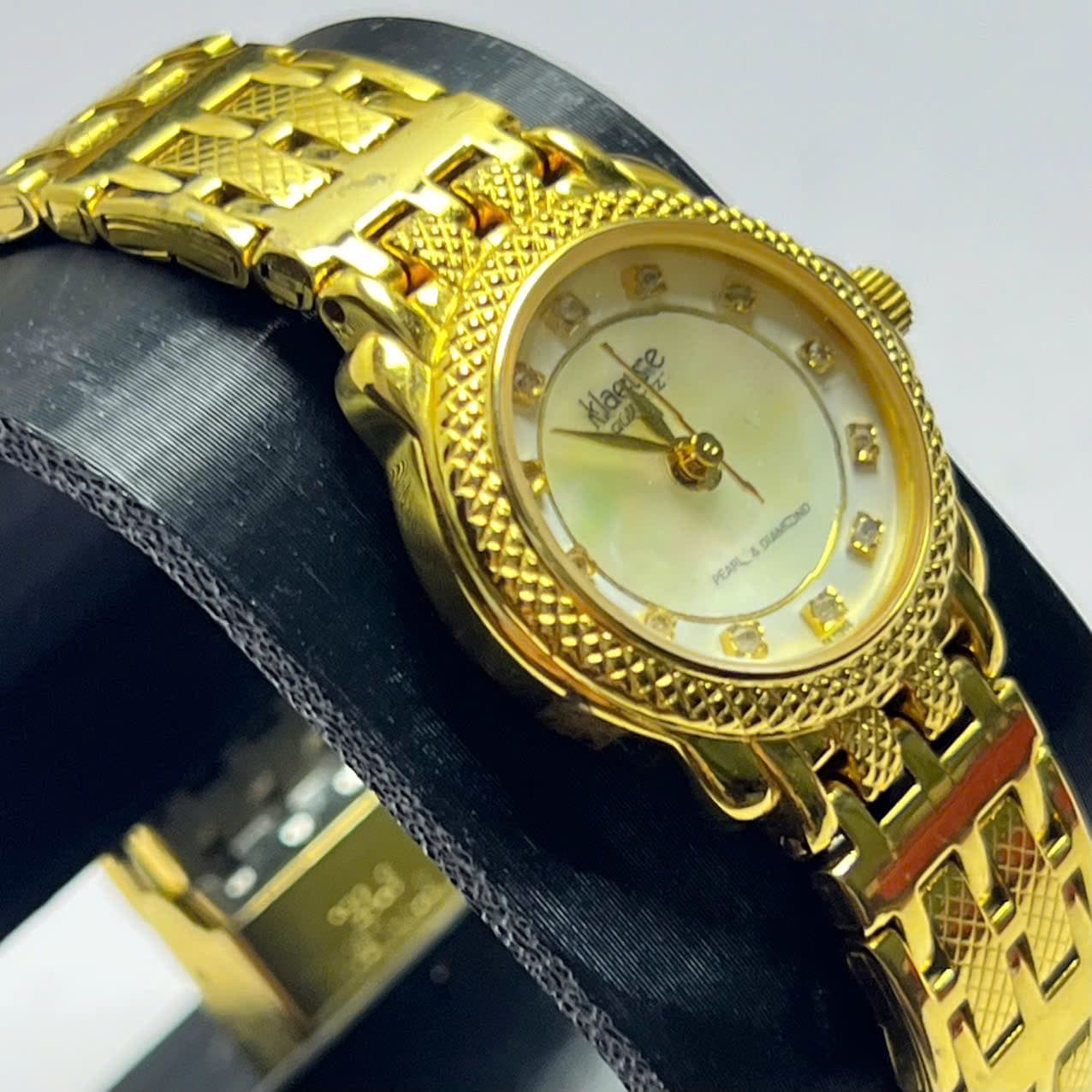 Đồng hồ nữ Klaeuse quartz mặt xà cừ đính đá dây demi vàng vintage độ mới cao