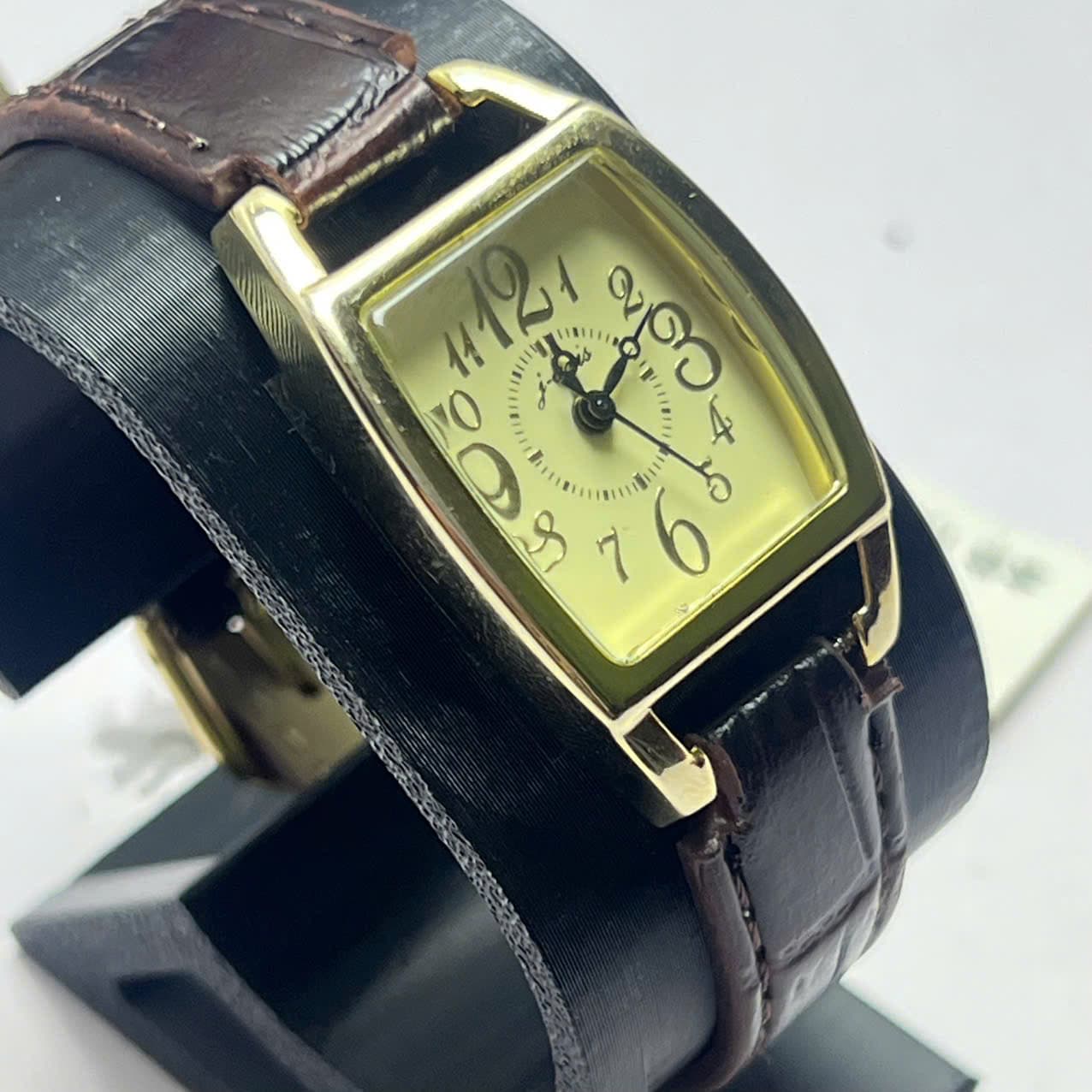 Đồng hồ nữ J-Axis vintage mặt chữ nhật cong dây da nâu phong cách cổ điển