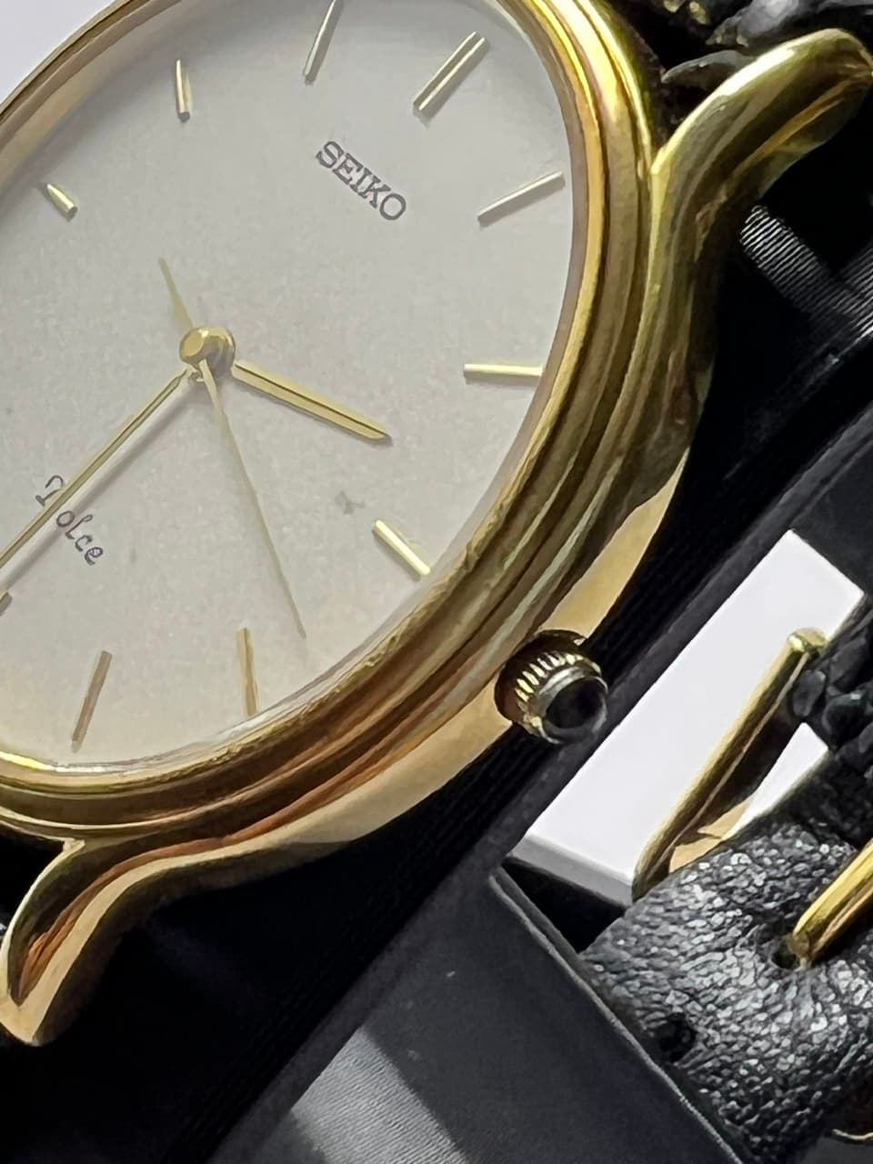 Đồng hồ Citizen Quartz vintage dáng tank vuông, mặt linen sọc sang trọng, chính hãng nhật, độ mới cao