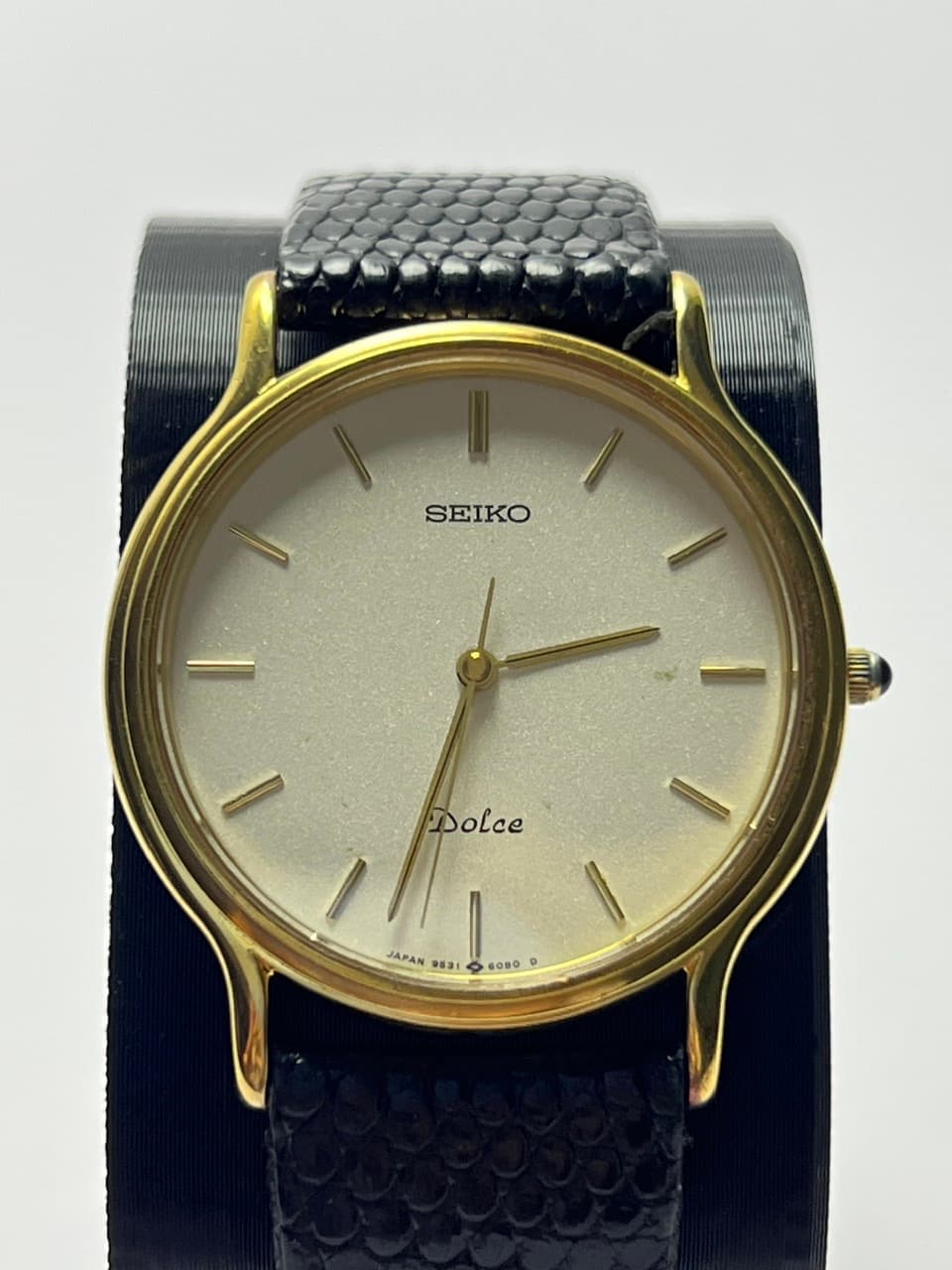 Đồng hồ Citizen Quartz vintage dáng tank vuông, mặt linen sọc sang trọng, chính hãng nhật, độ mới cao