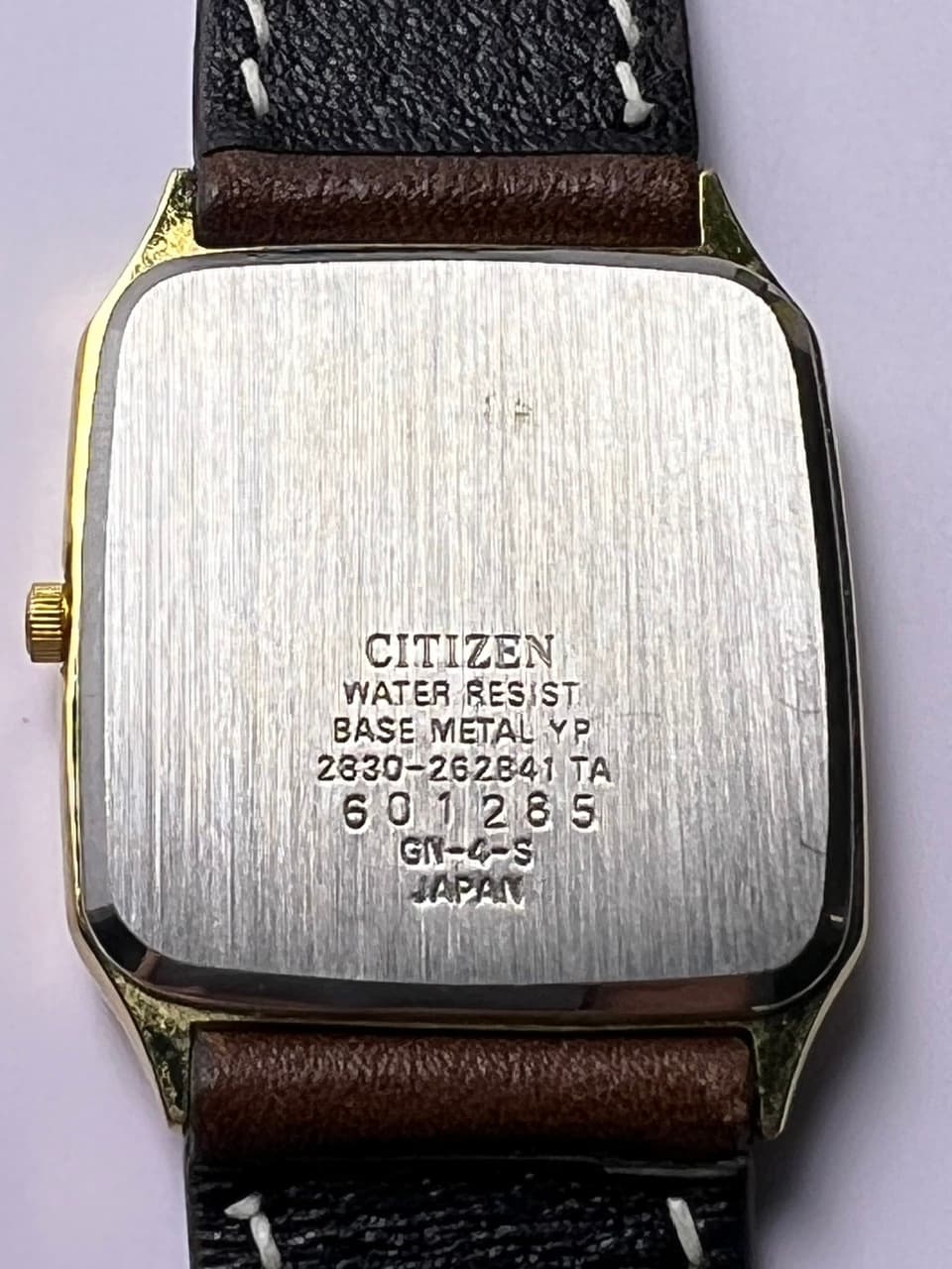 Đồng hồ Citizen vintage dáng bát giác độc lạ, chính hãng nhật bản, độ mới cao