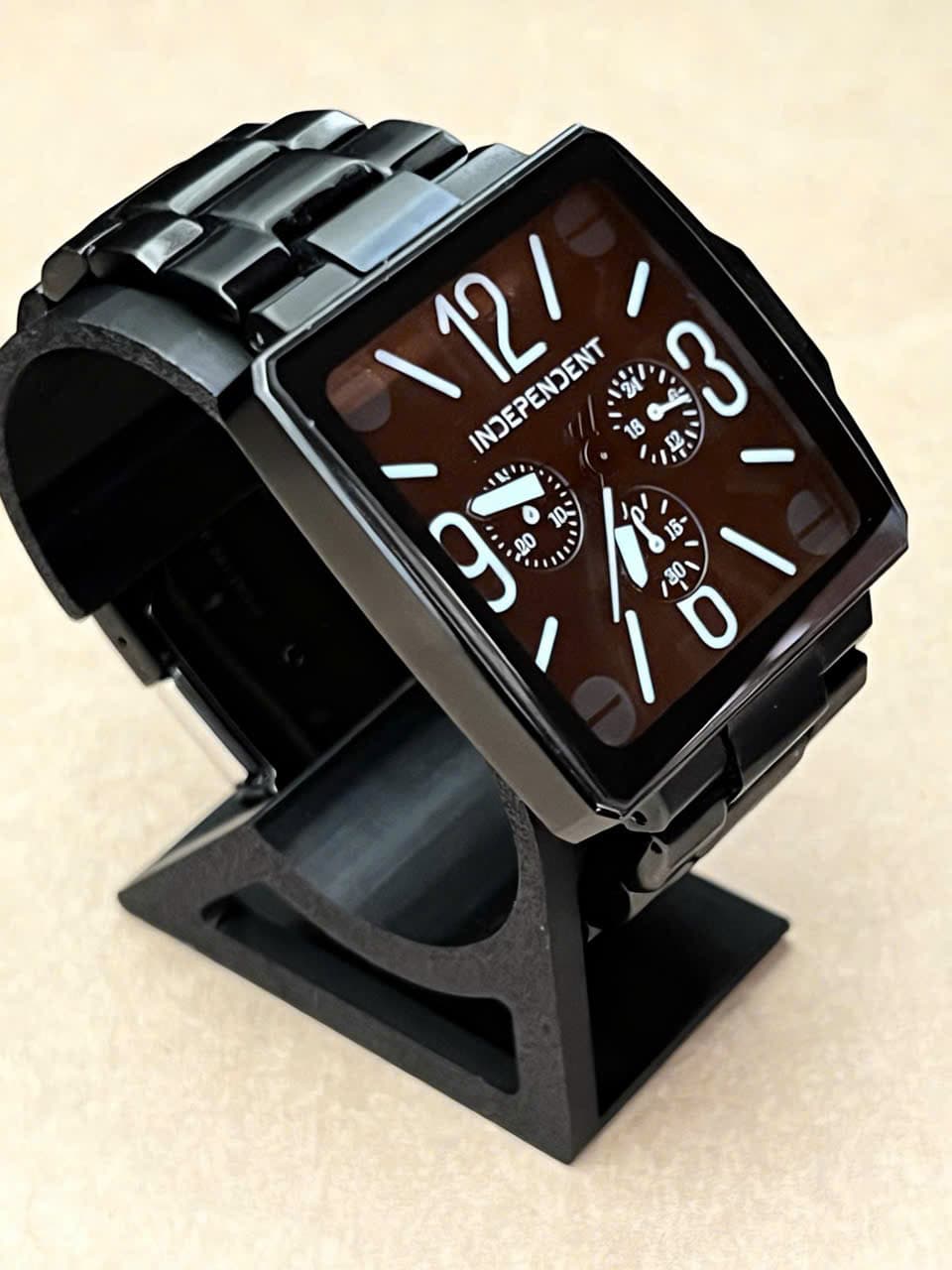 Đồng hồ Independent Chronograph Quartz