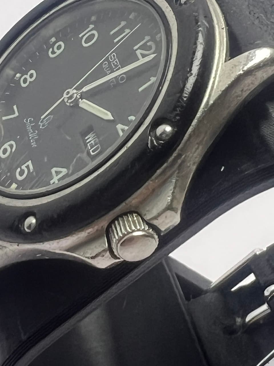 Đồng hồ Seiko Quartz vintage, máy nhật bền, phong cách cổ kiển, kiếng xước nhẹ