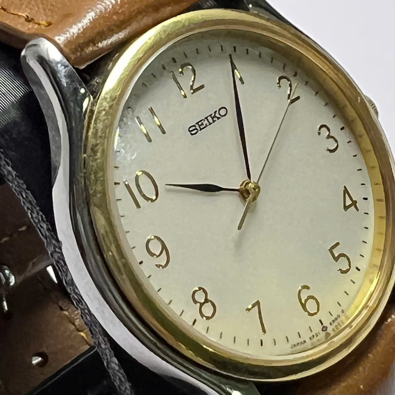 Đồng hồ Seiko máy pin, mặt số học trò, độ mới cao, chính hãng nhật bản