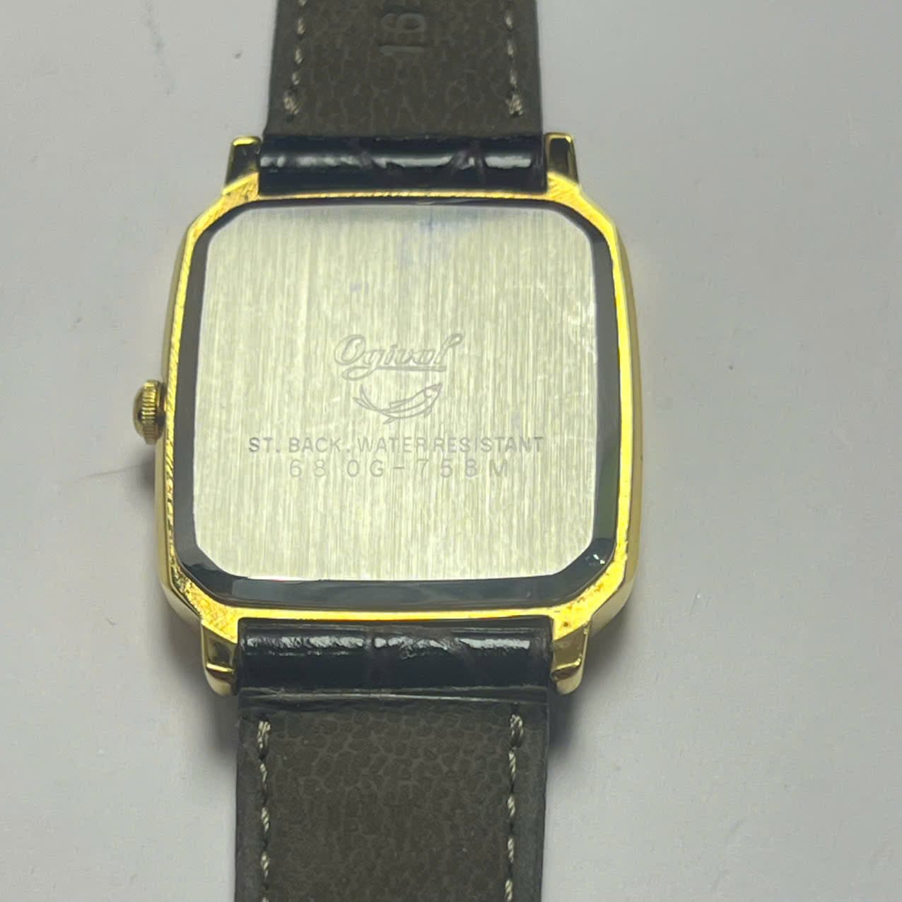 Đồng hồ Ogival quartz swiss made758M mặt vuông cổ điển, đồng hồ 2hand độ mới cao