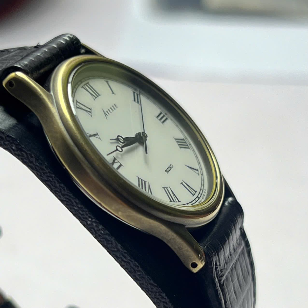 Đồng hồ Seiko Avenue máy pin chính hãng nhật bản mặt la mã vỏ mạ vàng đồng