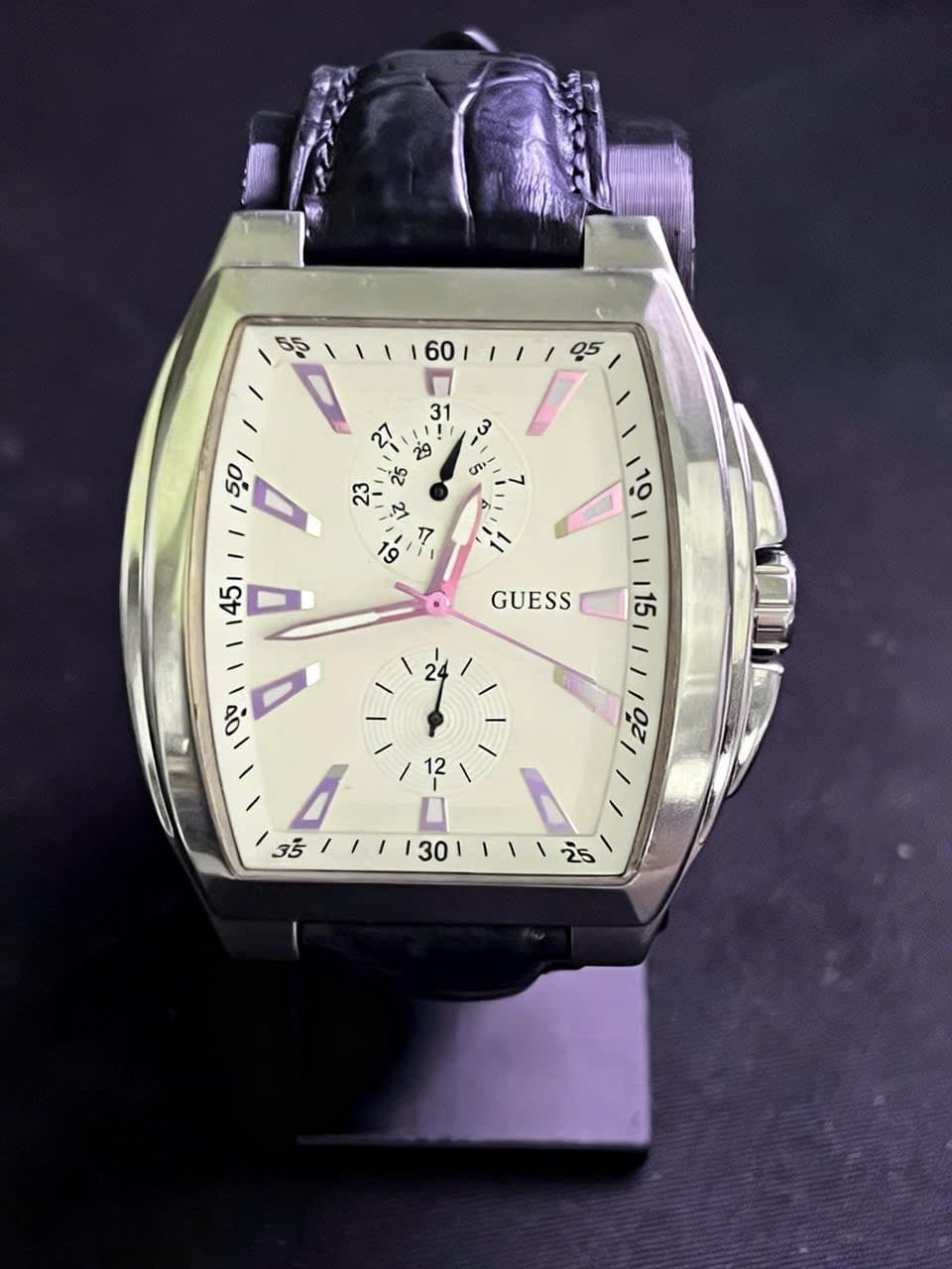 Đồng hồ Guess Multifunction Quartz, máy Nhật, độ mới cao