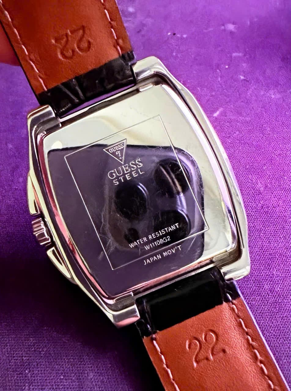Đồng hồ Guess Multifunction Quartz, máy Nhật, độ mới cao