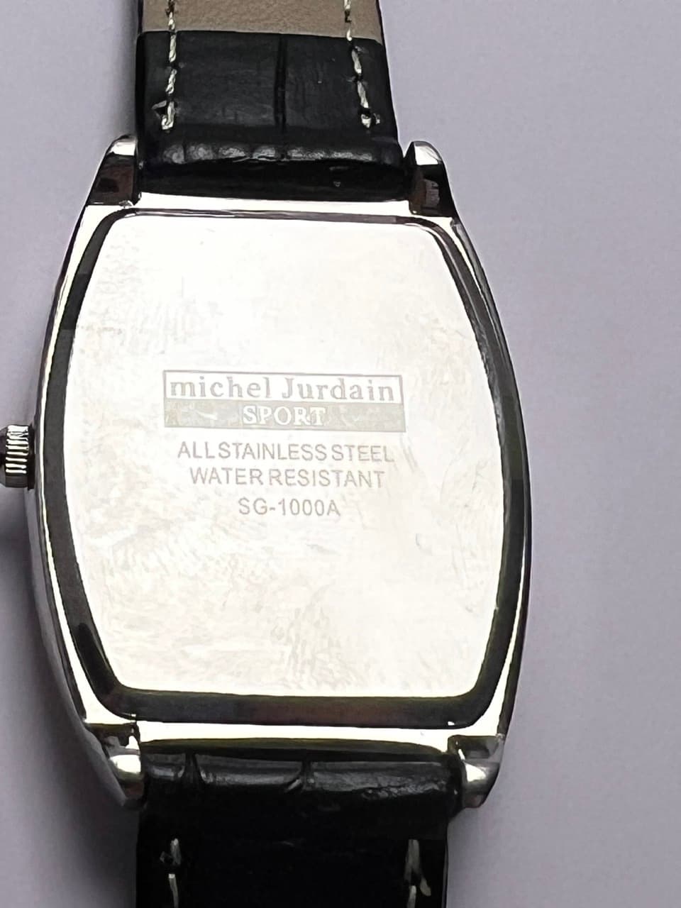 Đồng hồ Citizen Forma Vintage dáng tank vuống, máy nhật quartz mặt champagne sang trọng
