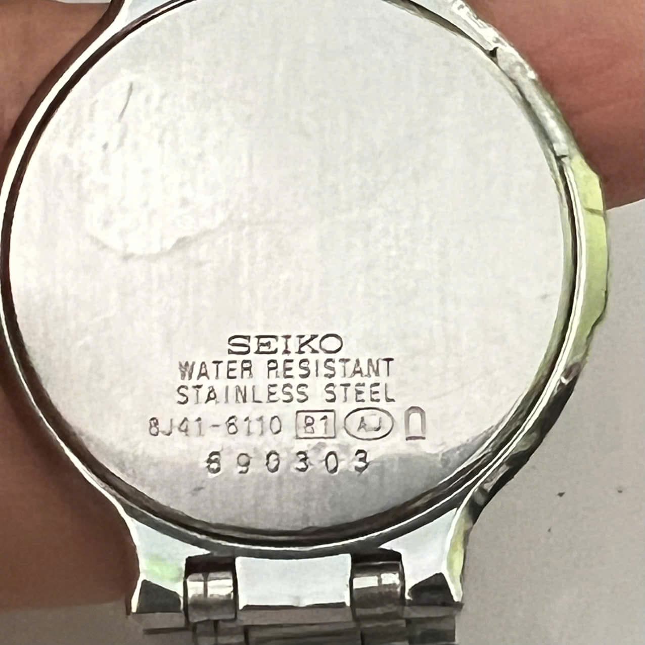 Đồng hồ seiko dolce 8j41-6110 máy pin, kính sapphire chính hãng nhật bản