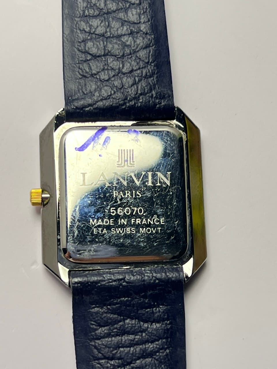 Đồng hồ Lanvin mặt vuông cổ điển máy thụy sĩ, đọ mới cao, bảo hành máy
