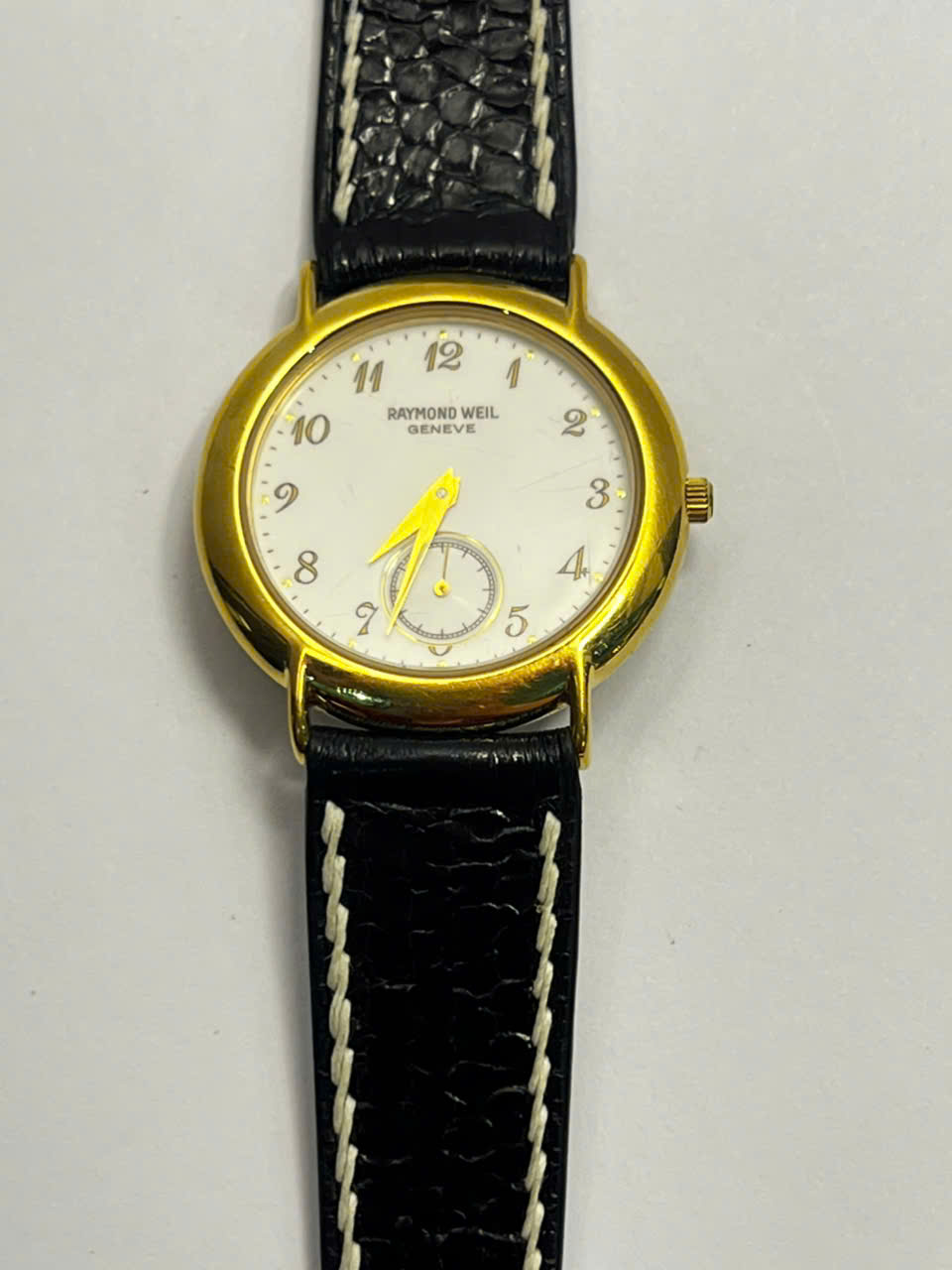 Đồng hồ Raymond Weil Geneve Swiss mạ vàng 18k, đồng hồ chính hãng, độ mới cao, bảo hành máy