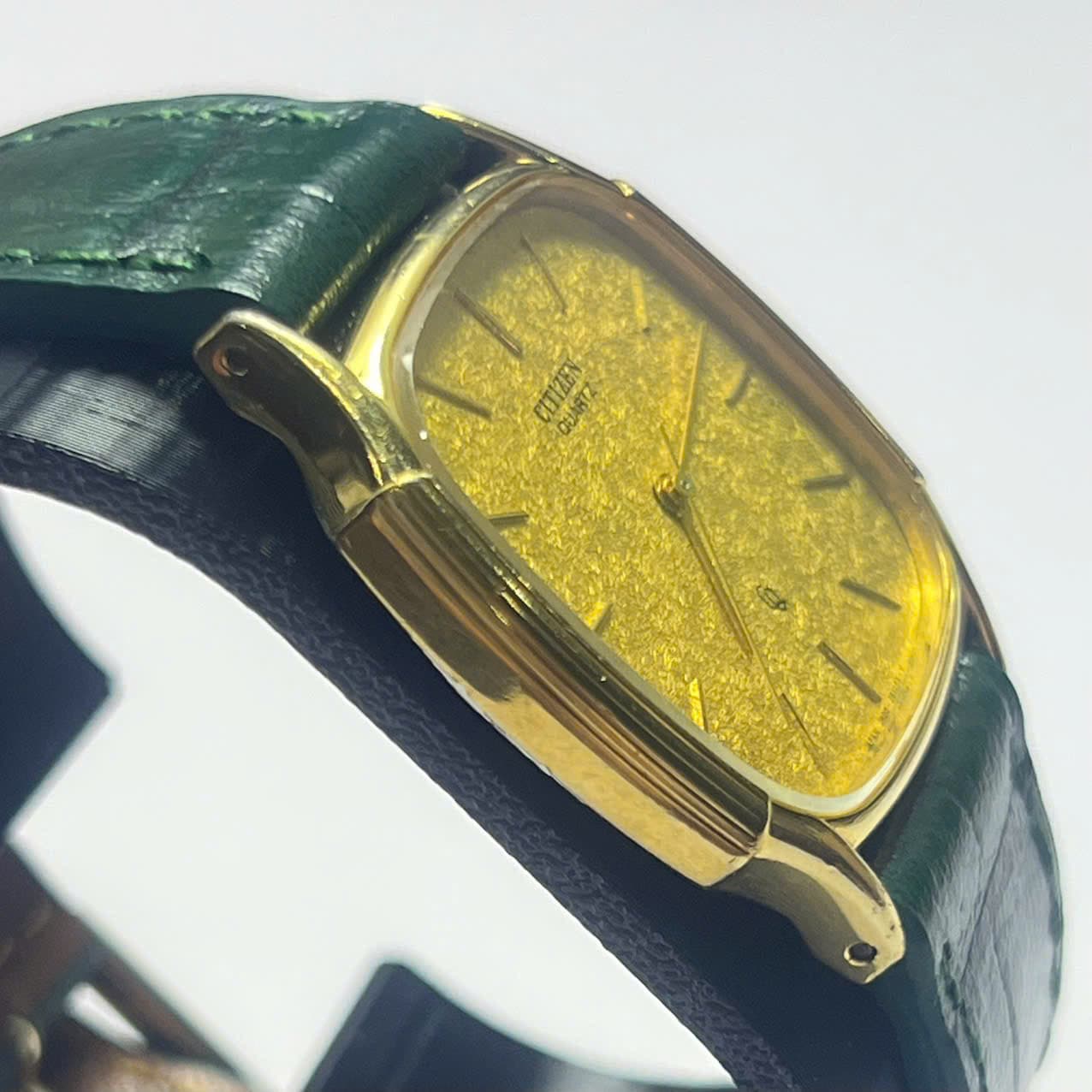 Đồng hồ nam Citizen máy pin chính hãng nhật bản, mặt vàng gold vuông cổ điển, độ mới cao