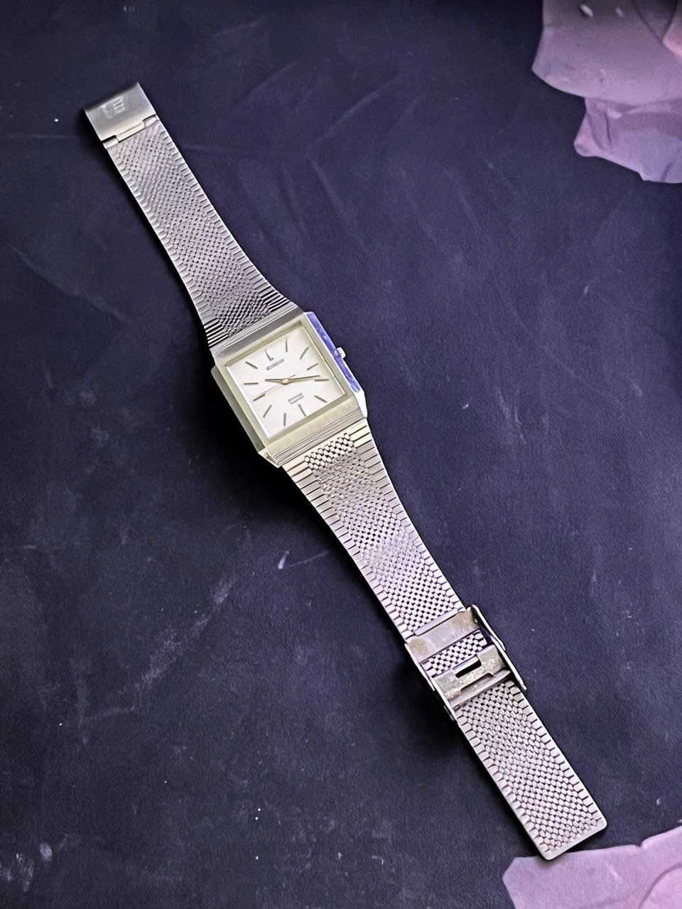 Đồng hồ Citizen Exceed Quartz đời đầu, thuộc dòng cao cấp của Citizen vào cuối thập niên 1970 đến đầu 1980.