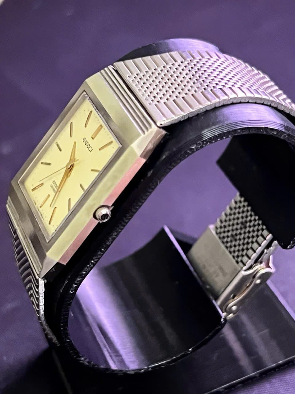 Đồng hồ Citizen Exceed Quartz đời đầu, thuộc dòng cao cấp của Citizen vào cuối thập niên 1970 đến đầu 1980.