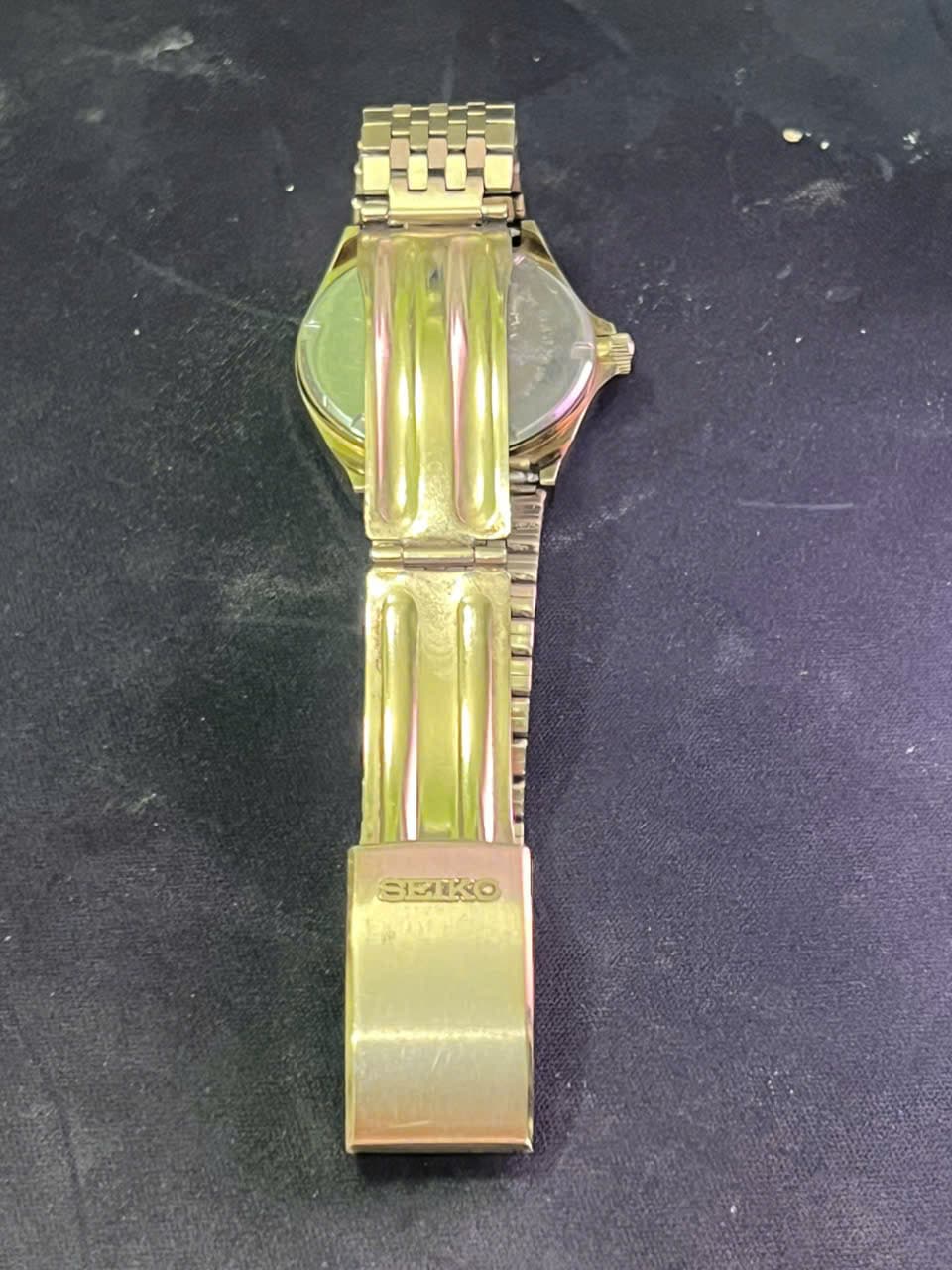 Đồng hồ Seiko Silver Wave, cọc nổi mạ vàng,phong cách thập niên 1980, độ mới cao